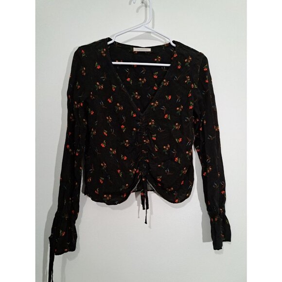 Urban Outfitters black floral long sleeve cropped blouse size Small - Picture 1 of 7